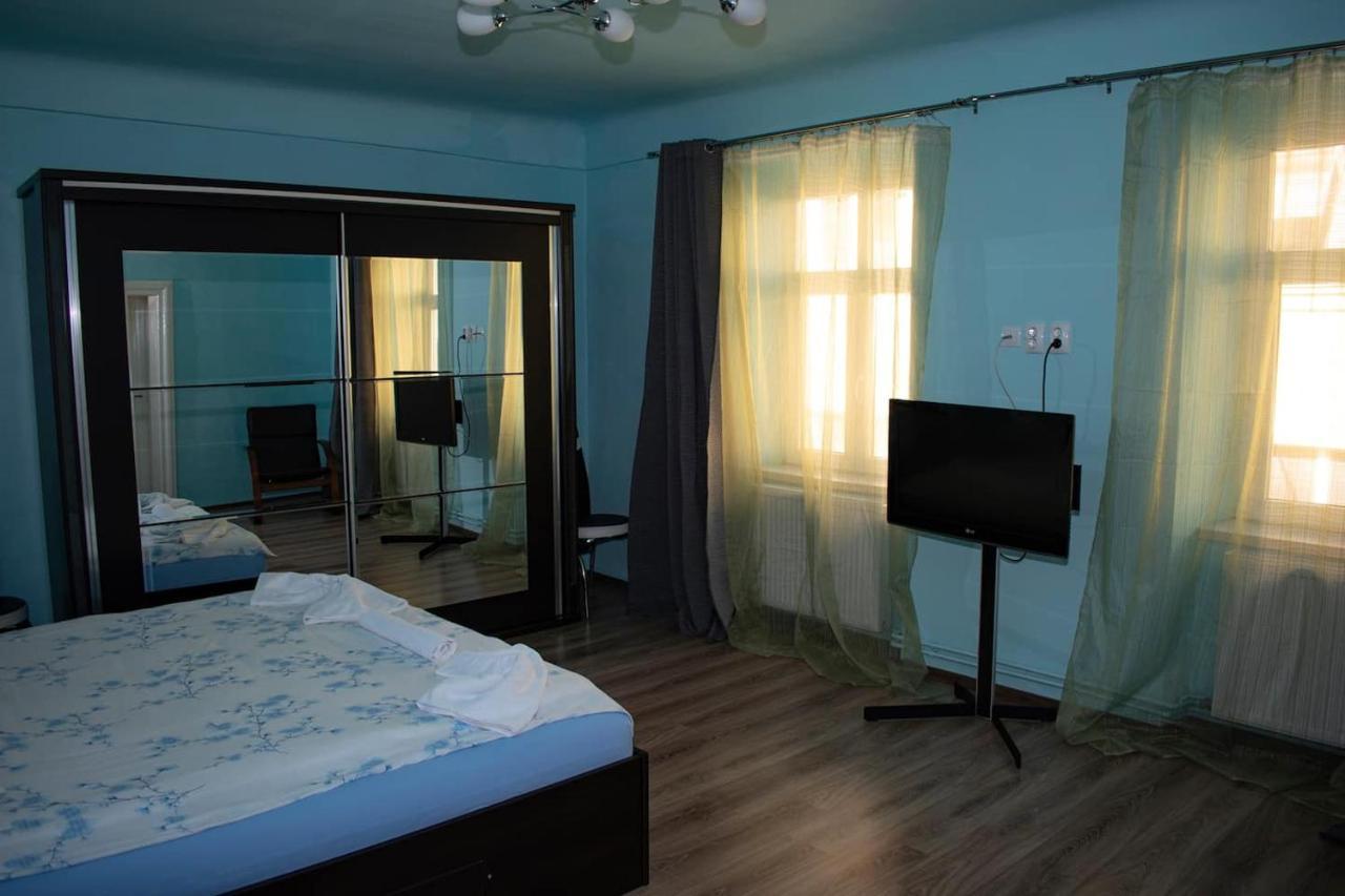 Central Apartment Maria Sibiu Buitenkant foto